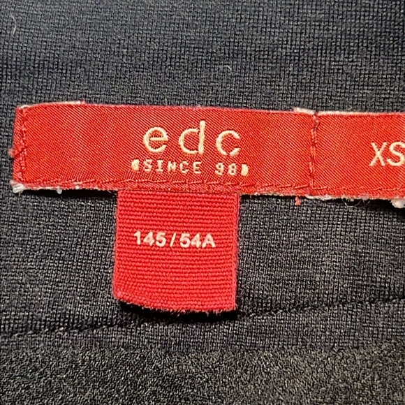 EDC Black MiNI Skirt.  Size XS. - Picture 3 of 9